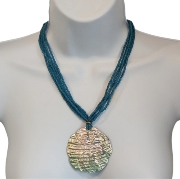 Turquoise Bead Strand Shell Necklace - Picture 1 of 3